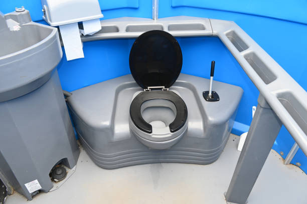 Portable Toilet Options We Offer in Alto, GA